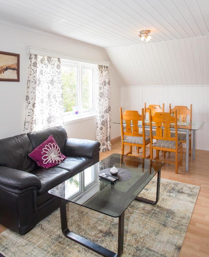 Mandal Apartment Mit Moeglichkeit Ein Boot Zu Benutzen Und Angeln Екстериор снимка