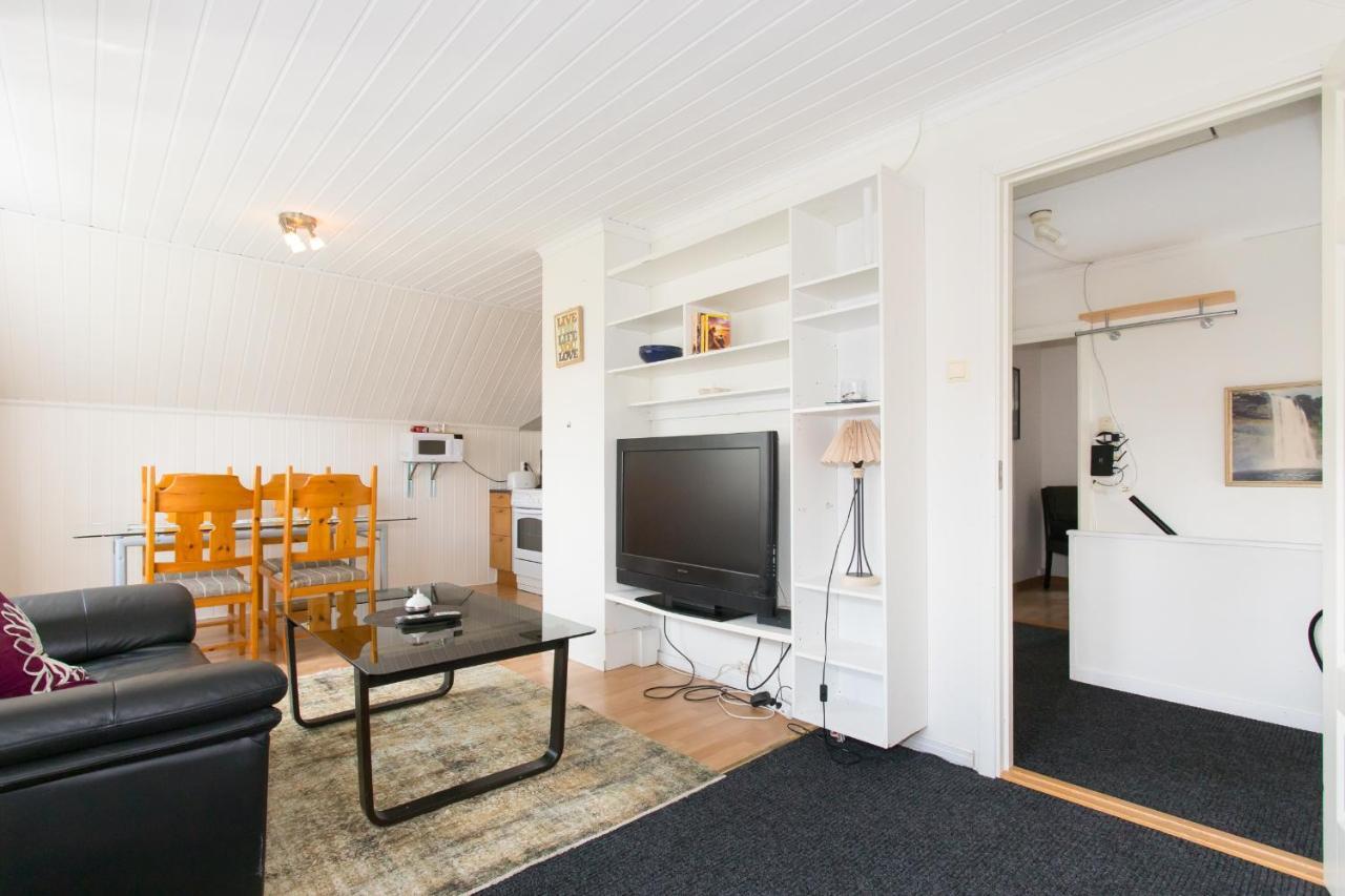 Mandal Apartment Mit Moeglichkeit Ein Boot Zu Benutzen Und Angeln Екстериор снимка