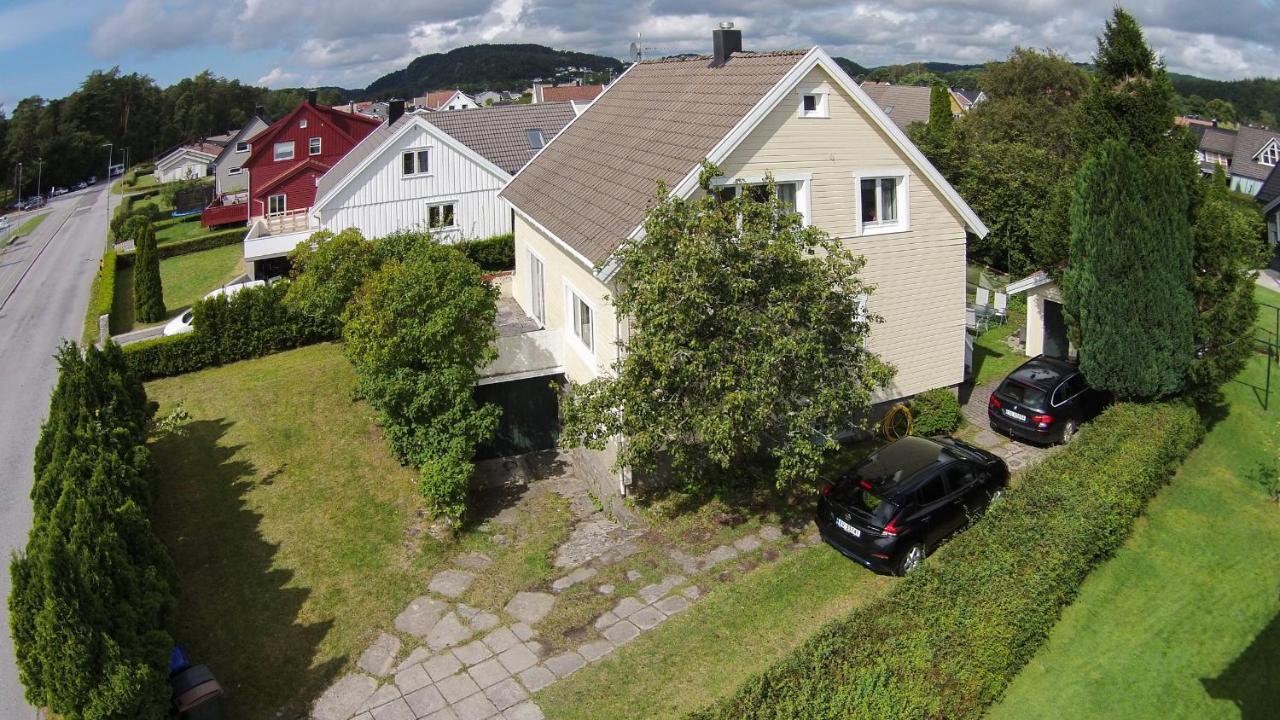 Mandal Apartment Mit Moeglichkeit Ein Boot Zu Benutzen Und Angeln Екстериор снимка