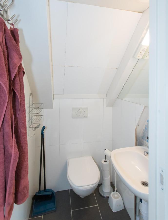 Mandal Apartment Mit Moeglichkeit Ein Boot Zu Benutzen Und Angeln Екстериор снимка
