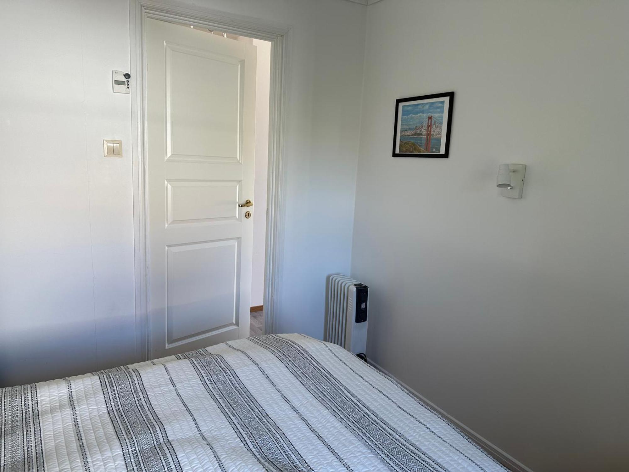Mandal Apartment Mit Moeglichkeit Ein Boot Zu Benutzen Und Angeln Екстериор снимка
